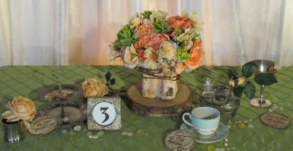 Greenscape-Design-Rustic-Centrepiece-with-Birch-and-Peach-Coral-Lime-and-Champagne-Flowers-640x330-600x309